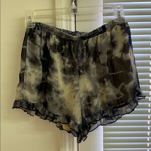 Vigoss black and cream tie dye shorts